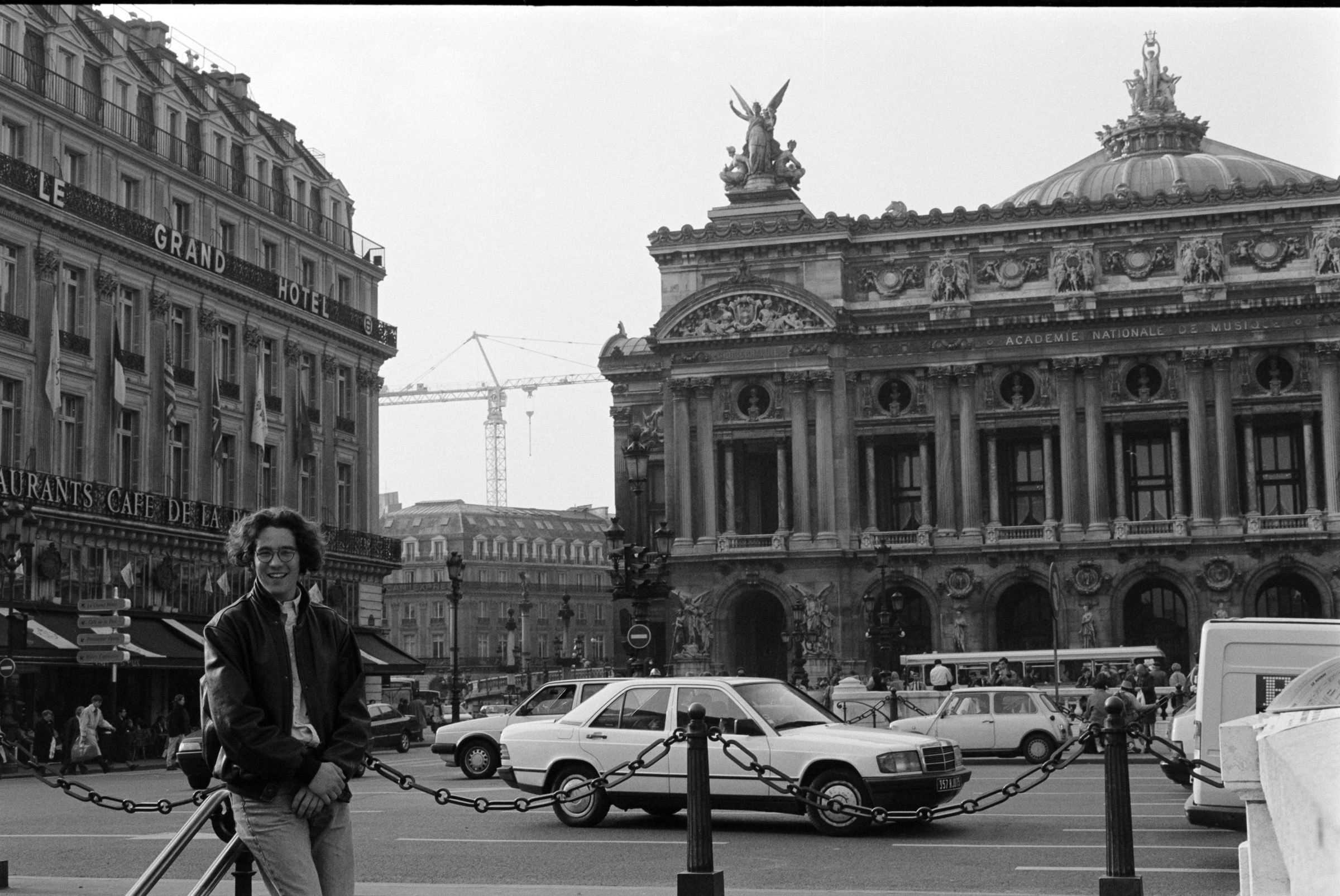 AHP F1993 04 002 sc240903 img07 NLP